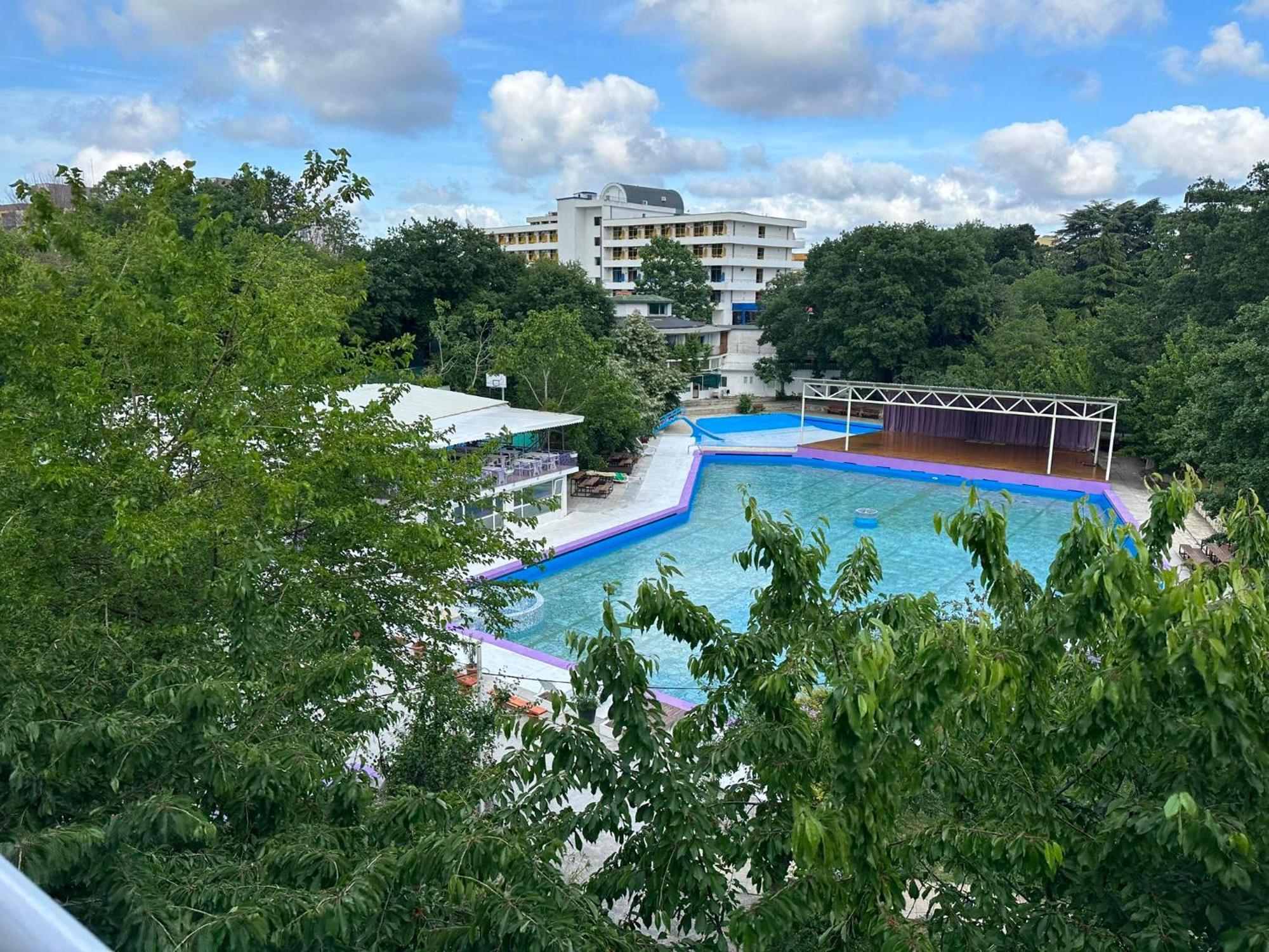 Хотел Рива Golden Sands Esterno foto