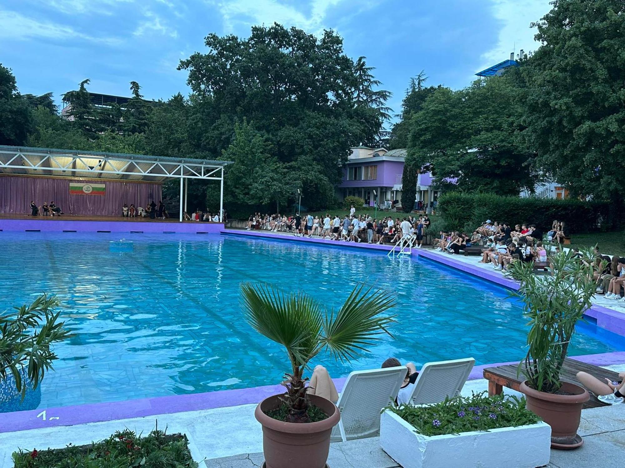Хотел Рива Golden Sands Esterno foto